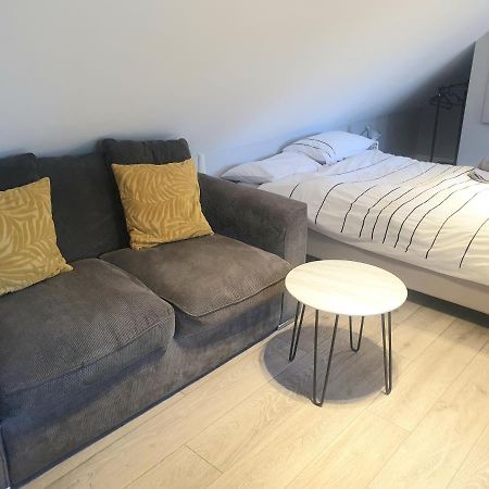 The Contemporary Studio Bracknell Ngoại thất bức ảnh